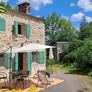  Hébergement de vacances Guyor