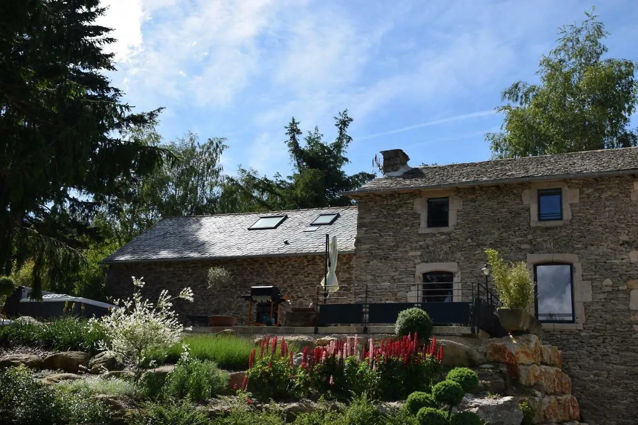 Ferienhaus Gites Domaine du Charouzech Salles-Curan
